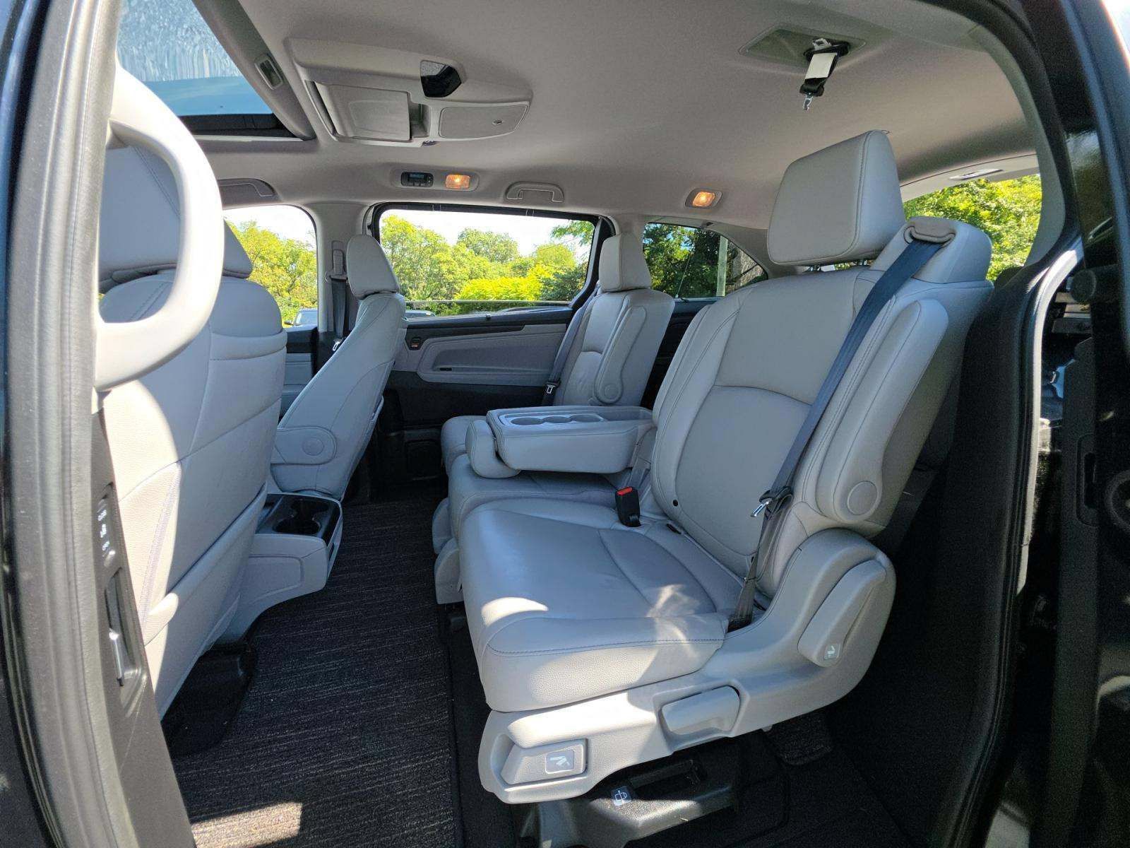 Used 2022 Honda Odyssey Touring image 11