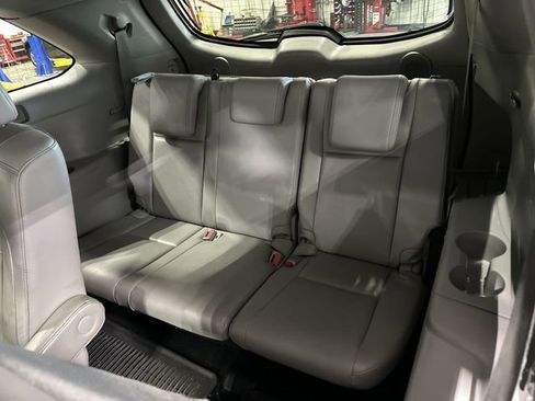 Used 2016 Toyota Highlander Limited image 30