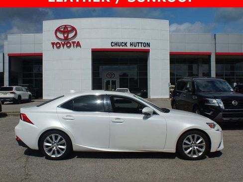 Used 2016 Lexus IS 200t RWD image 1