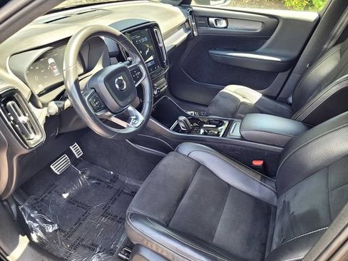 Used 2019 Volvo XC40 T5 R-Design AWD/4WD image 10