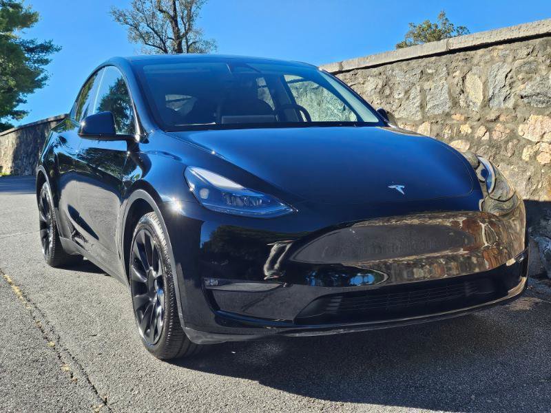 Used 2023 Tesla Model Y Long Range AWD/4WD image 12