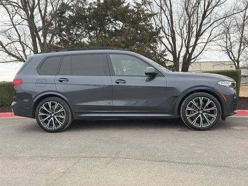 Used 2020 BMW X7 xDrive40i w/ M Sport Package image 2