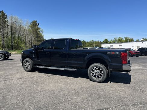 Used 2021 Ford F250 Lariat w/ Lariat Ultimate Package AWD/4WD image 6
