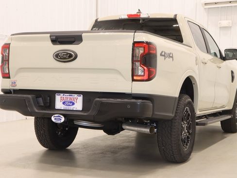 New 2025 Ford Ranger Lariat w/ Black Appearance Package image 8