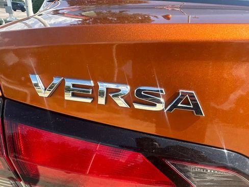 Used 2020 Nissan Versa SV FWD image 18
