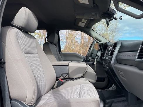 Used 2022 Ford F350 XLT w/ XLT Value Package image 11