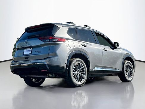New 2026 Nissan Rogue Platinum w/ Platinum Premium Package image 2