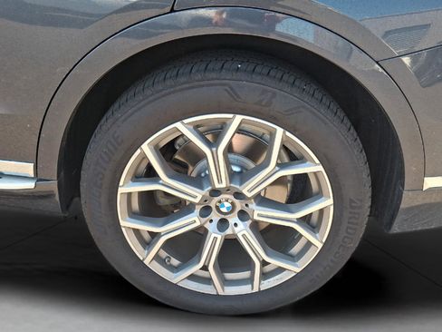 Used 2019 BMW X7 xDrive40i w/ Premium Package AWD/4WD image 10