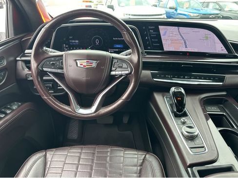 Used 2021 Cadillac Escalade ESV Premium Luxury Platinum image 24