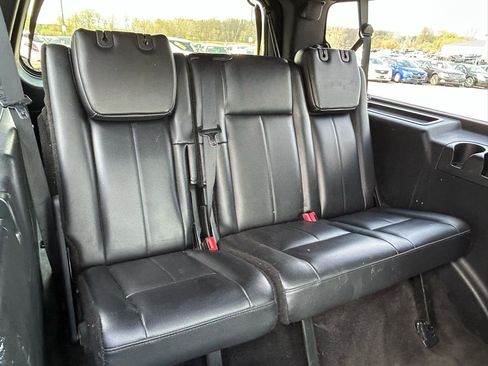 Used 2015 Ford Expedition EL XLT w/ Equipment Group 202A RWD image 13
