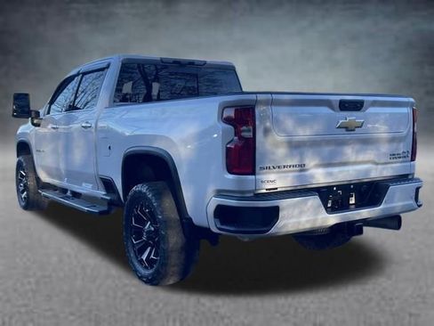 Used 2022 Chevrolet Silverado 2500 High Country image 23