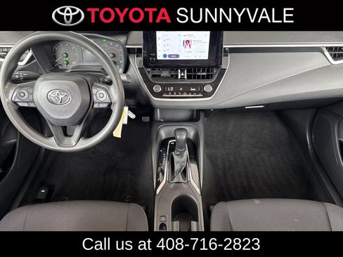 Used 2023 Toyota Corolla LE FWD image 4