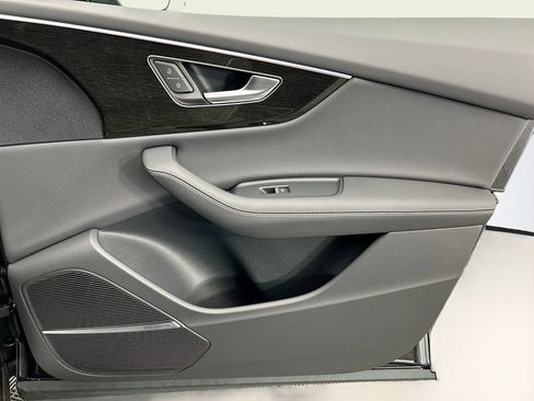 New 2026 Audi Q8 Premium Plus image 24