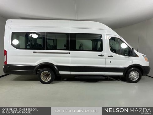 Used 2019 Ford Transit 350 XLT image 5