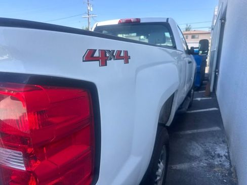 Used 2018 Chevrolet Silverado 2500 W/T AWD/4WD image 5