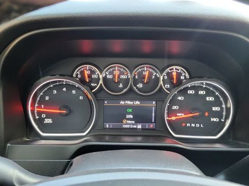 Used 2021 Chevrolet Silverado 1500 LT Trail Boss w/ Bed Protection Package AWD/4WD image 15