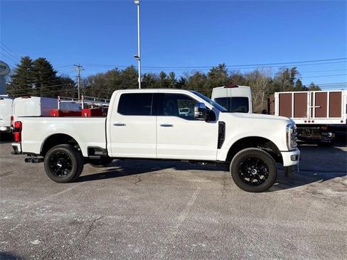 Used 2024 Ford F250 Lariat w/ Lariat Ultimate Package image 2