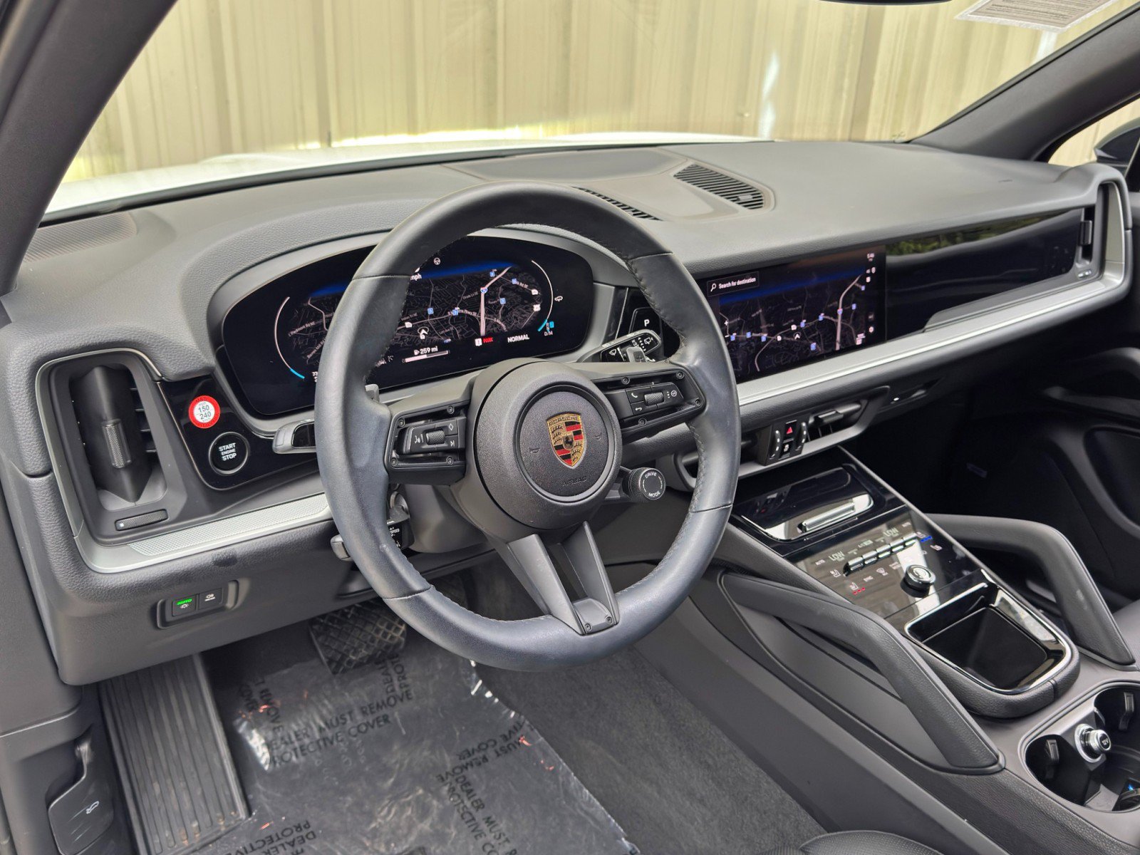 Used 2024 Porsche Cayenne AWD/4WD image 14