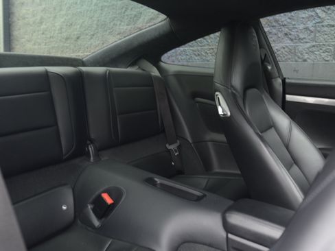 Certified 2018 Porsche 911 Carrera 4S AWD/4WD image 27