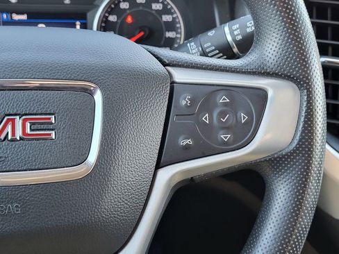 Used 2021 GMC Acadia SLE w/ Driver Convenience Package image 24