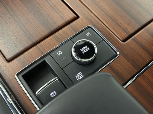 Used 2024 Lincoln Navigator Reserve image 20