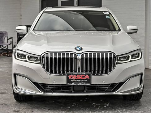 Used 2022 BMW 750i xDrive w/ Executive Package AWD/4WD image 5