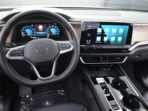 New 2026 Volkswagen Atlas SE AWD/4WD image 37