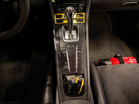 Used 2019 Porsche 911 GT3 RS RWD image 25