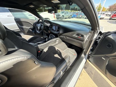 Used 2022 Dodge Challenger R/T Scat Pack w/ Dynamics Package image 61