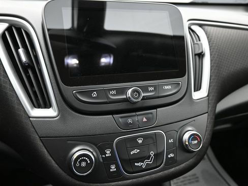 Used 2020 Chevrolet Malibu LS w/ LPO, Convenience Package 1 FWD image 13