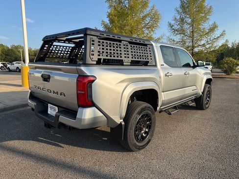 New 2025 Toyota Tacoma SR5 AWD/4WD image 3