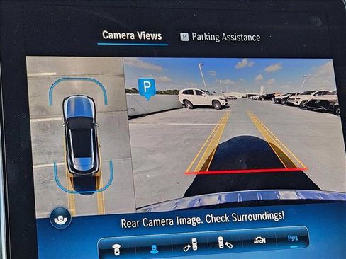 New 2025 Mercedes-Benz GLC 300 image 13