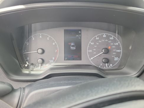 Used 2025 Toyota Corolla LE FWD image 17
