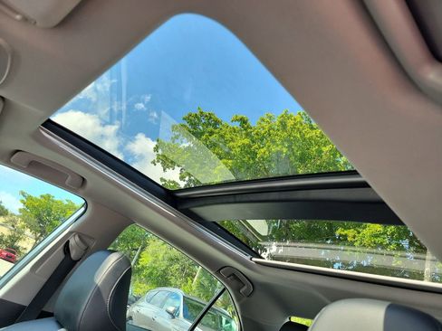 Used 2020 Toyota Camry XSE image 23