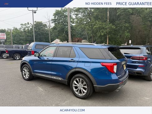 Used 2021 Ford Explorer Limited w/ Equipment Group 301A AWD/4WD image 4