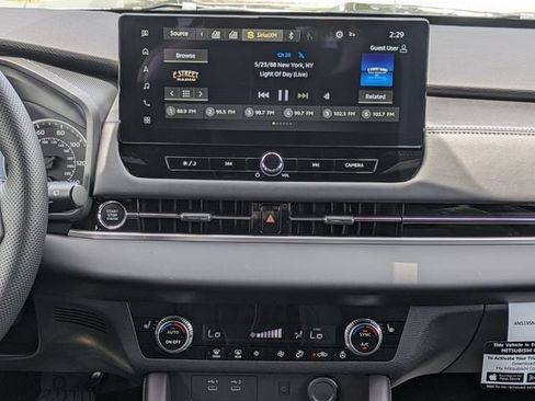 New 2026 Mitsubishi Outlander LE FWD image 18