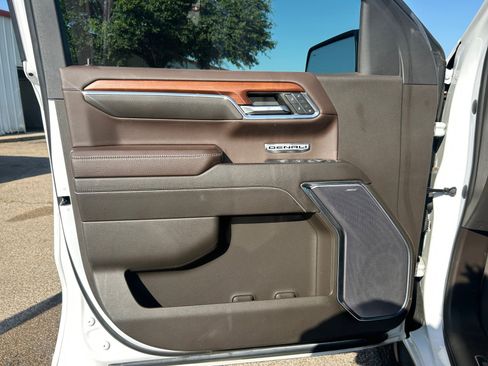 Used 2023 GMC Sierra 1500 Denali w/ Technology Package image 28