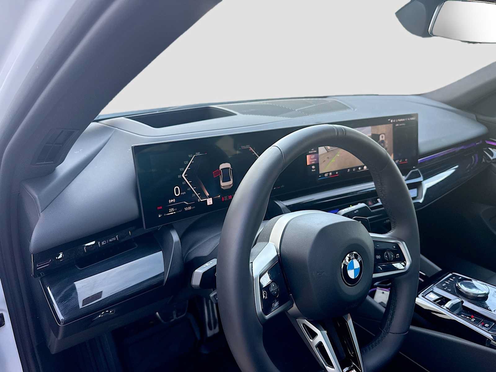 Used 2026 BMW 530i xDrive w/ M Sport Package AWD/4WD image 12