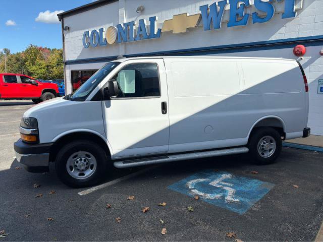 Used 2025 Chevrolet Express 2500 w/ Driver Convenience Package RWD image 9