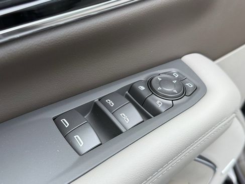 New 2026 GMC Yukon XL Elevation w/ Elevation Premium Package image 36