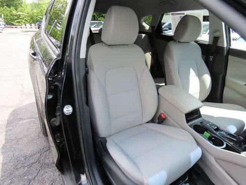 Used 2020 Hyundai Tucson Value AWD/4WD image 17