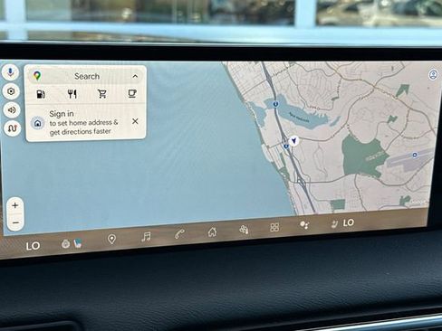 Used 2025 Nissan Armada Platinum Reserve image 18