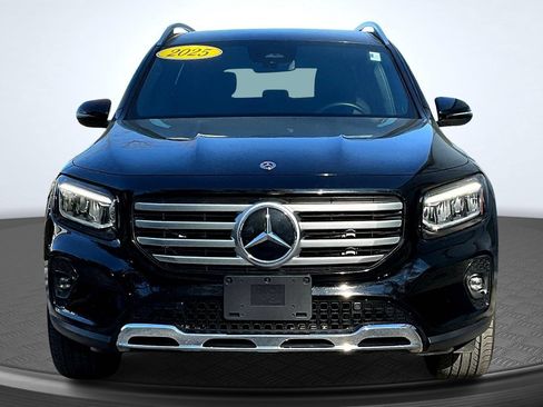 Used 2025 Mercedes-Benz GLB 250 image 2