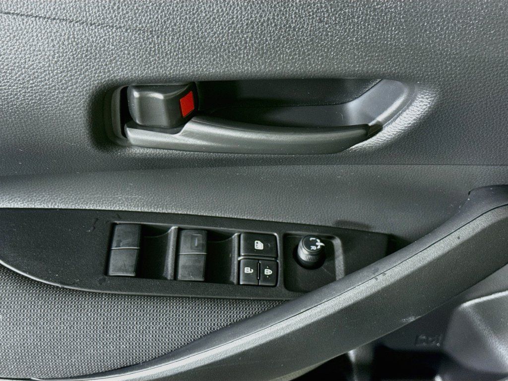 Certified 2025 Toyota Corolla LE AWD/4WD image 22