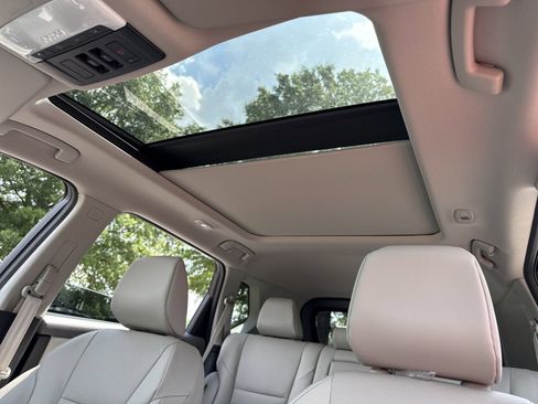New 2026 Nissan Rogue Dark Armor FWD image 6
