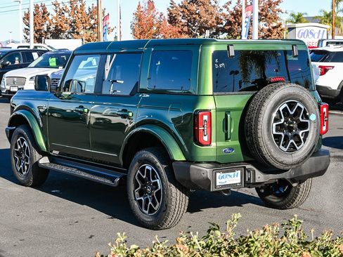 New 2025 Ford Bronco Outer Banks image 7