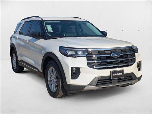 New 2025 Ford Explorer Active w/ Active Comfort Package image 7