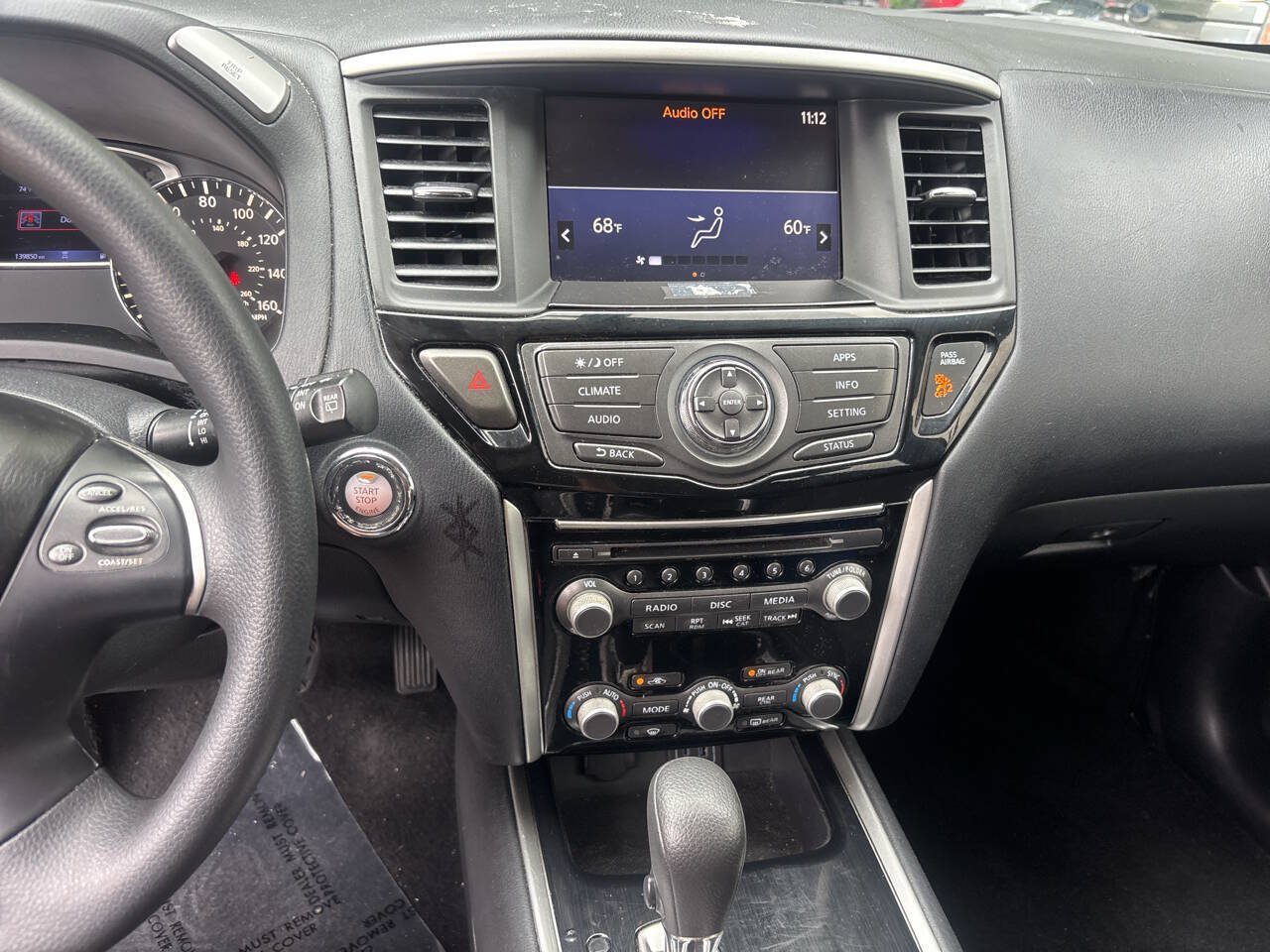 Used 2020 Nissan Pathfinder S FWD image 11
