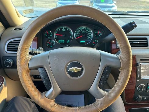 Used 2013 Chevrolet Tahoe LTZ image 34