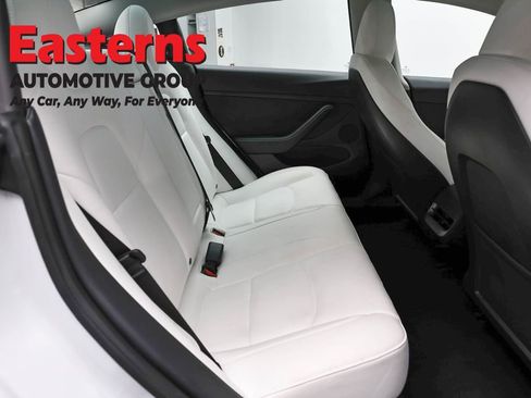Used 2023 Tesla Model 3 Standard Range RWD image 17